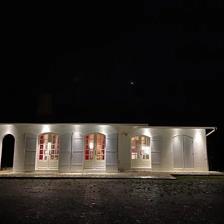 Piscine- Maison Familiale De Charme-medoc Holiday home *