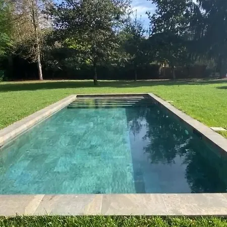 Casa vacanze Piscine- Maison Familiale De Charme-medoc Queyrac